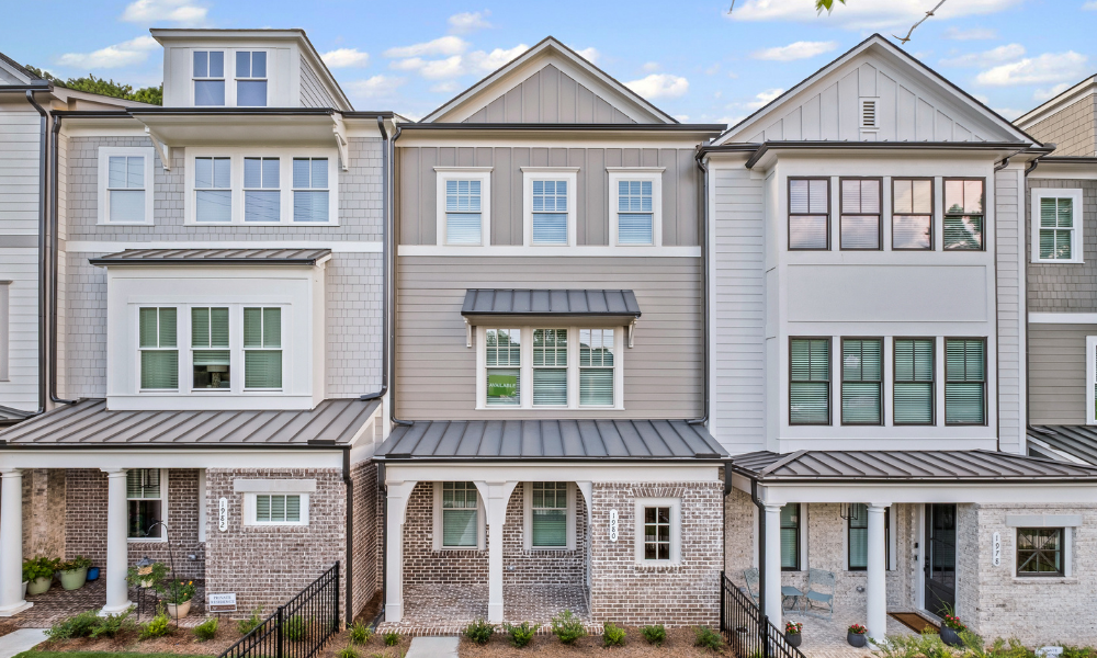 Devin's Shire | Kennesaw About Image 4